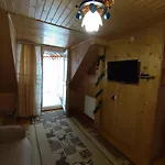U Dida Viktora Яремча